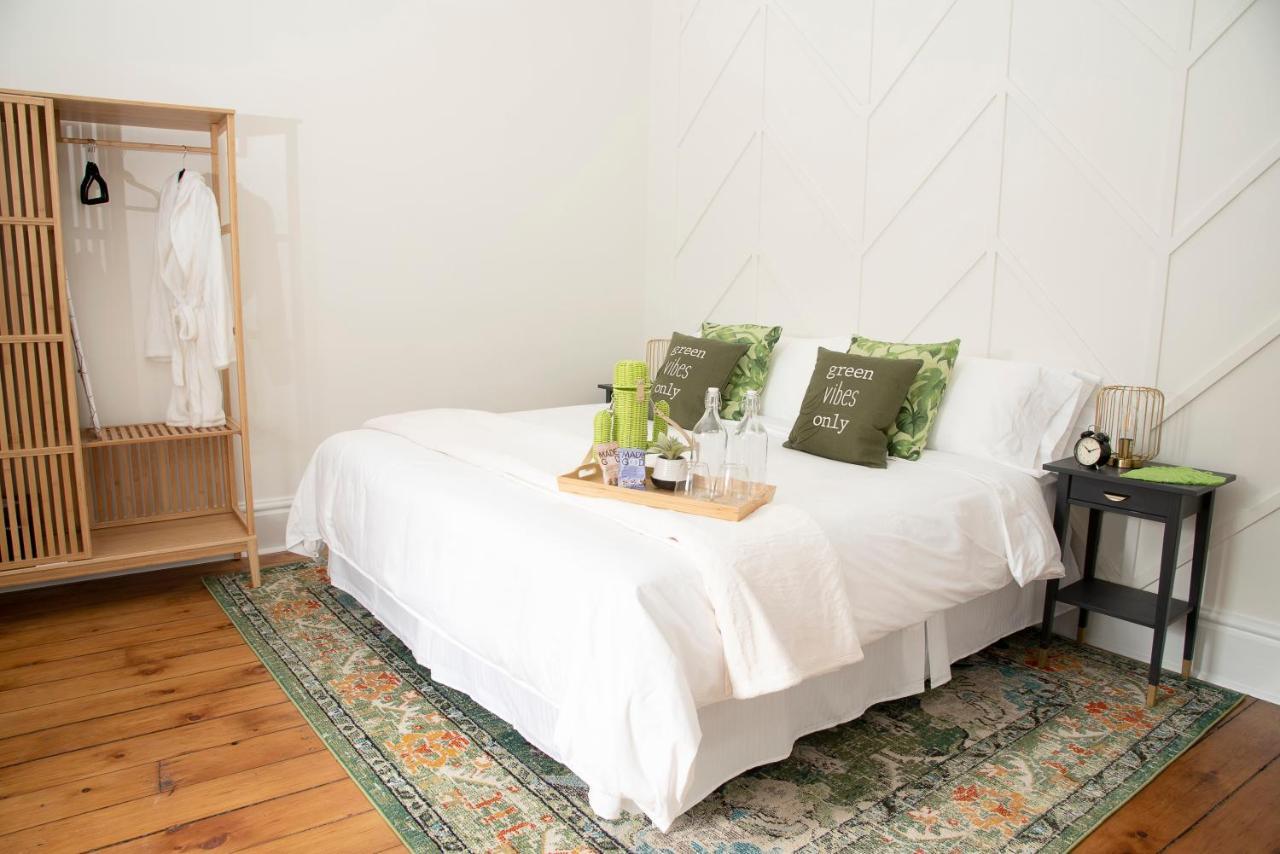 The Juniper Inn Saint Catharines Bagian luar foto